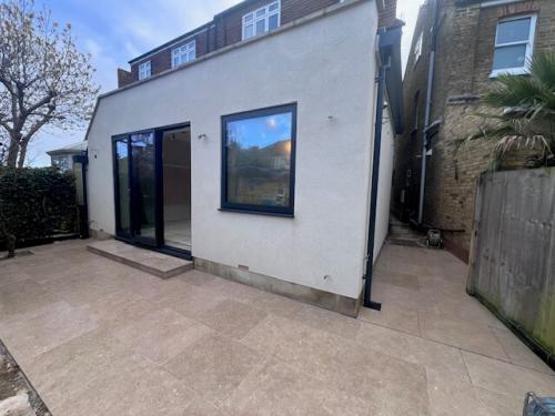 Seamless Expansion: Modern Meets Traditional